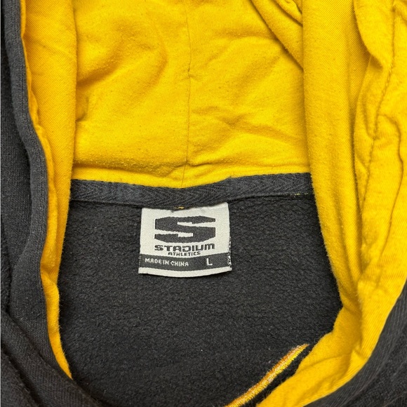 Iowa Hawkeyes Stadium Sweatshirt - Picture 2 of 2